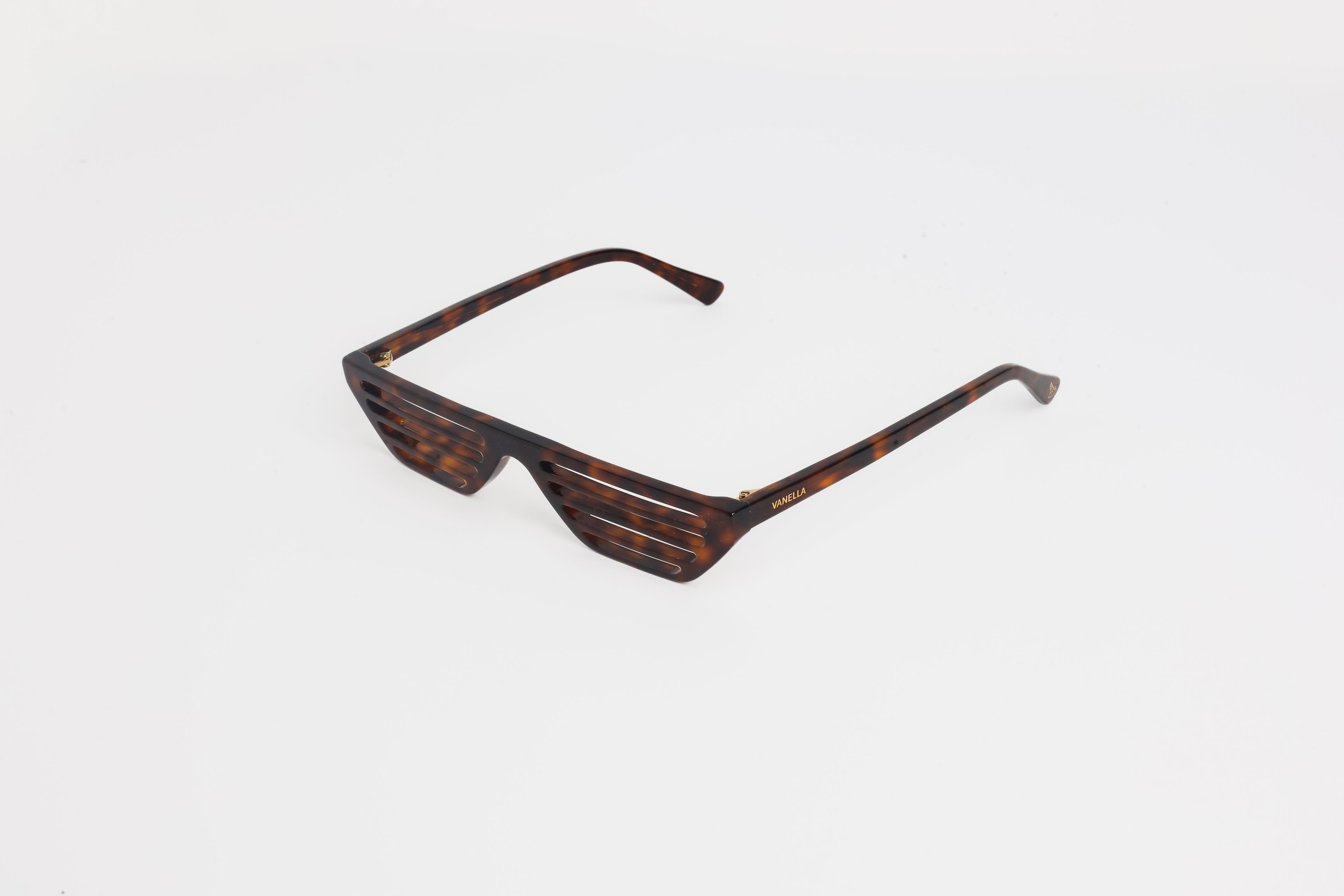 Vanella Shutter Shades 2.0 | Tortoiseshell Cat-Eye Statement Sunglasses
