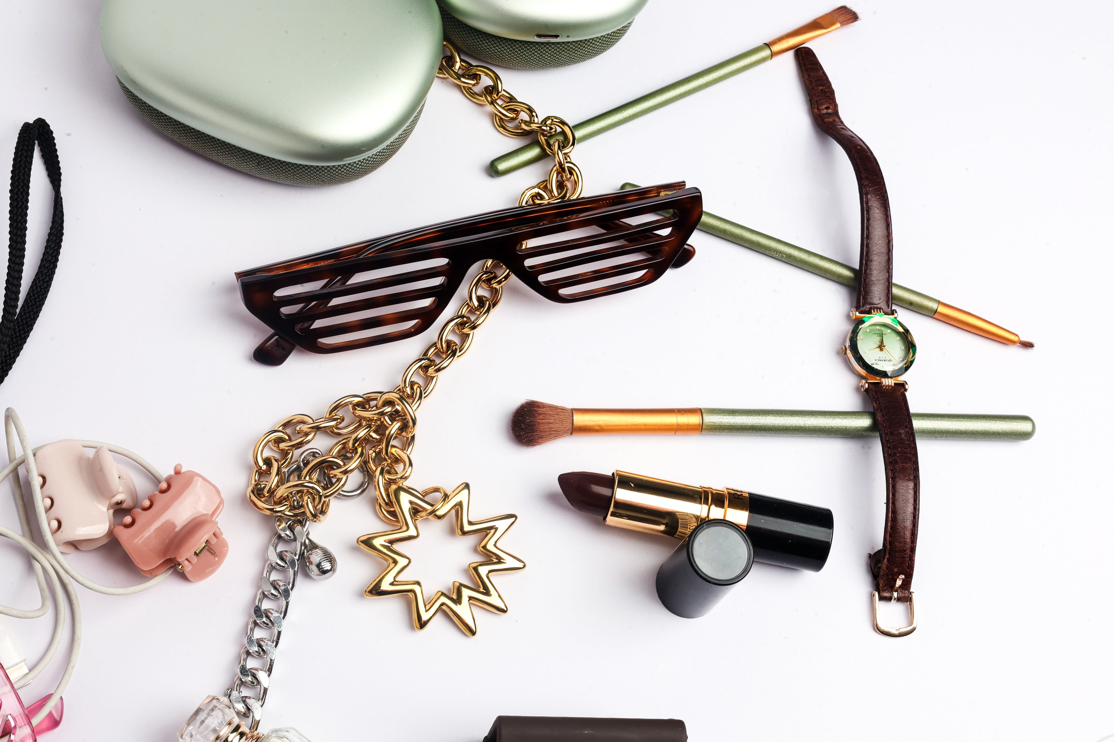 Vanella Shutter Shades 2.0 | Tortoiseshell Cat-Eye Statement Sunglasses